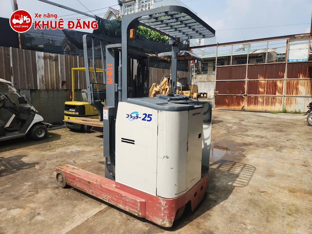 Xe nâng điện đứng lái 2.5 tấn Nichiyu FBR25-63-300Z